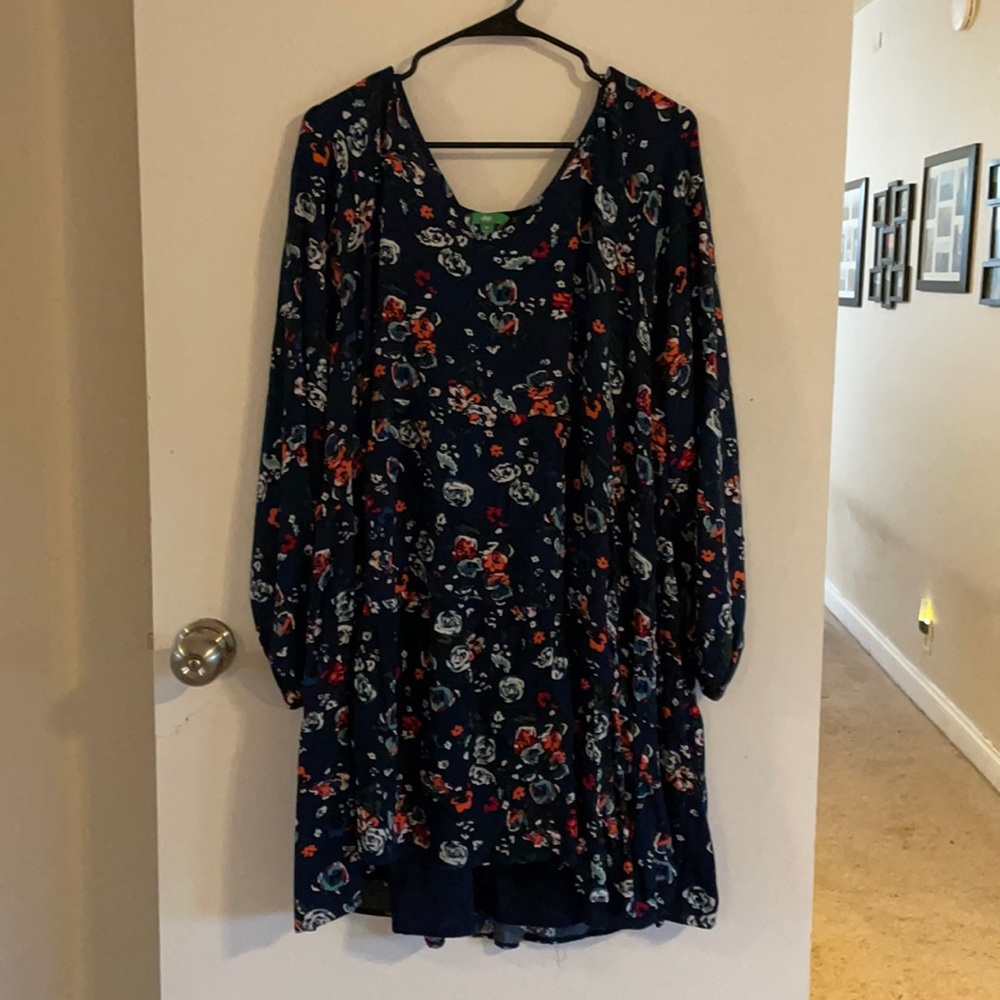 Short dress with matching slip